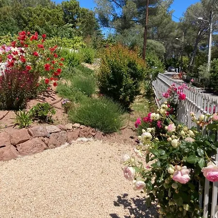 بيت ضيافة Du Belvedere - Jardin Saint-Raphaël